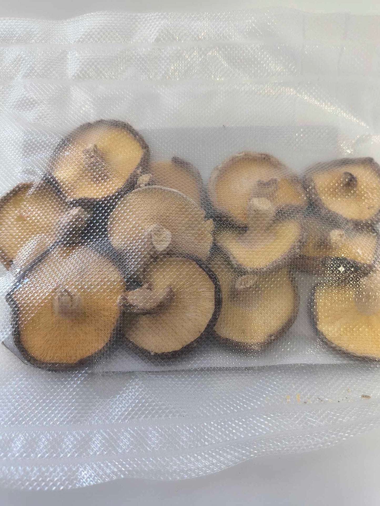 Dehydrated Shiitake